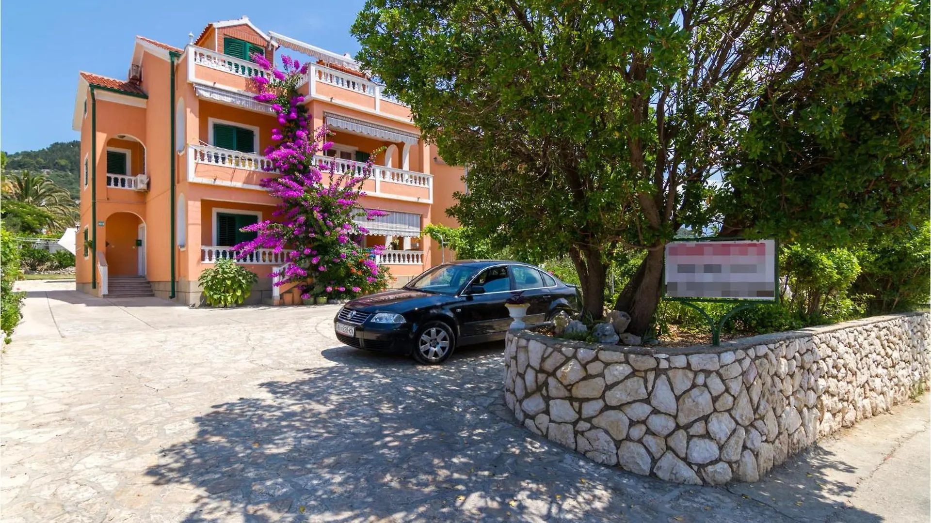 1 Bedroom Lovely Apartment In Barbat Na Rabu