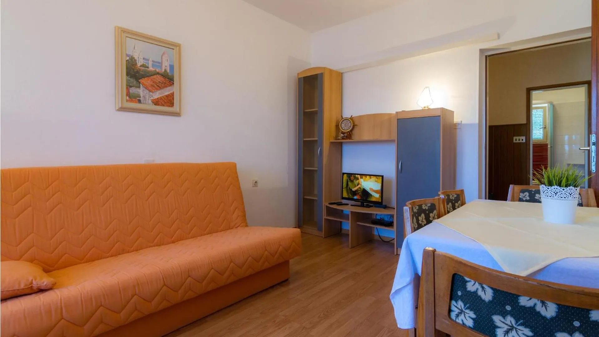 1 Bedroom Lovely Apartment In Barbat Na Rabu Croatia