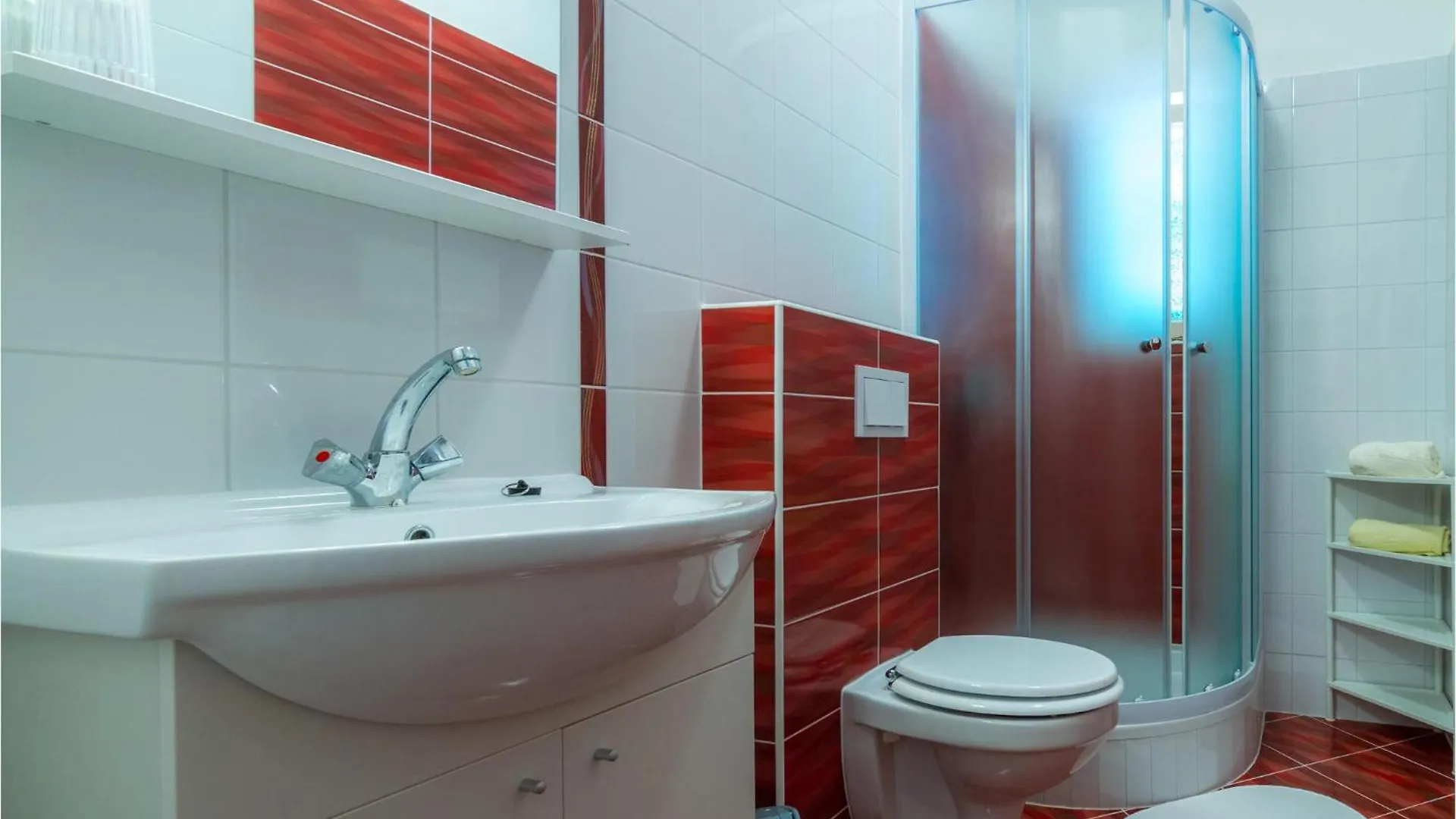 1 Bedroom Lovely Apartment In Barbat Na Rabu