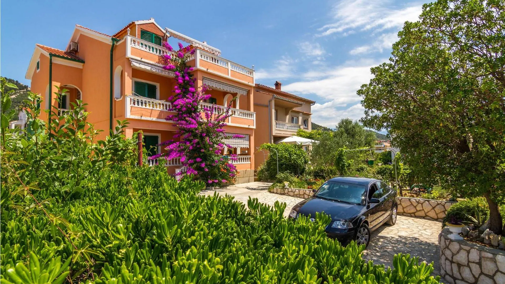 1 Bedroom Lovely Apartment In Barbat Na Rabu